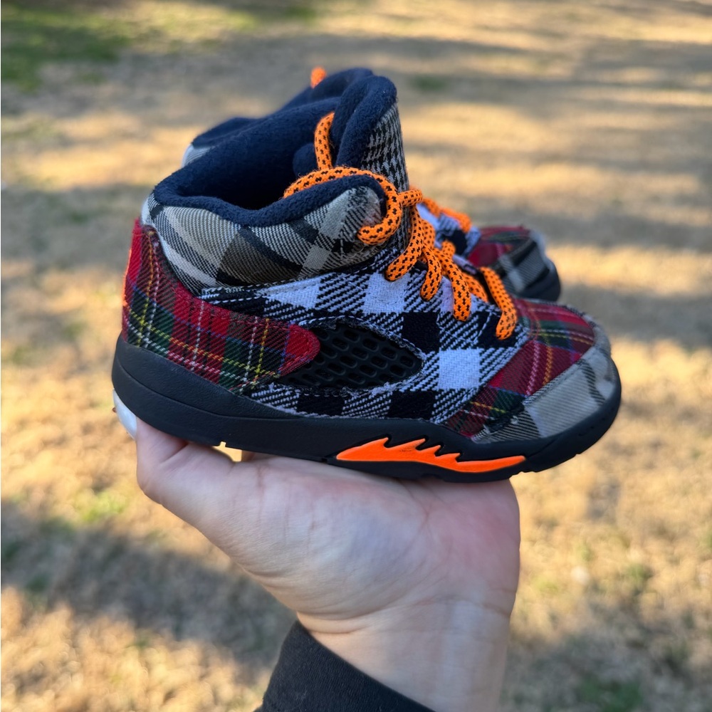Air Jordan 5 Retro GS Plaid Multicolor Sneakers - Picture 2 of 6